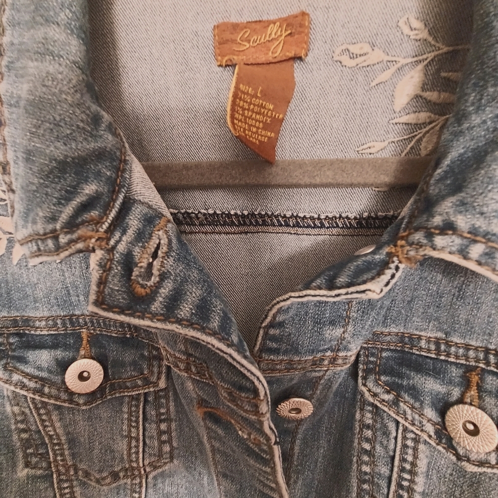 Denim jacket - Picture 3 of 3